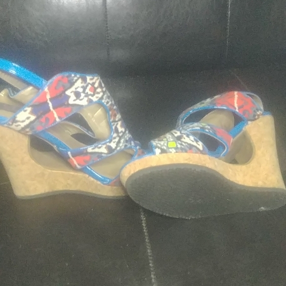 Ladies Wedges - Picture 3 of 3